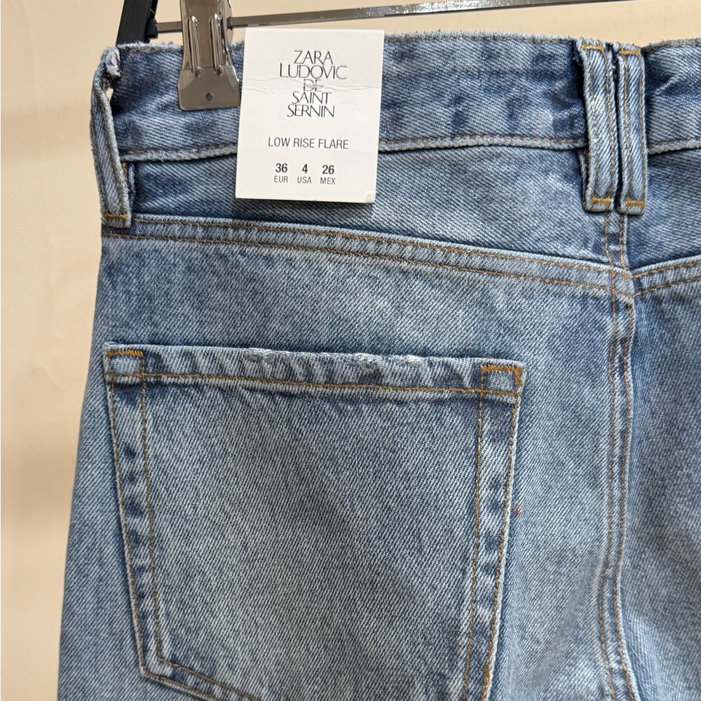 ZARA x Ludovic de Saint Sernin Low Rise Flare Jeans
Size EUR 36 / US 4 - Picture 10 of 15